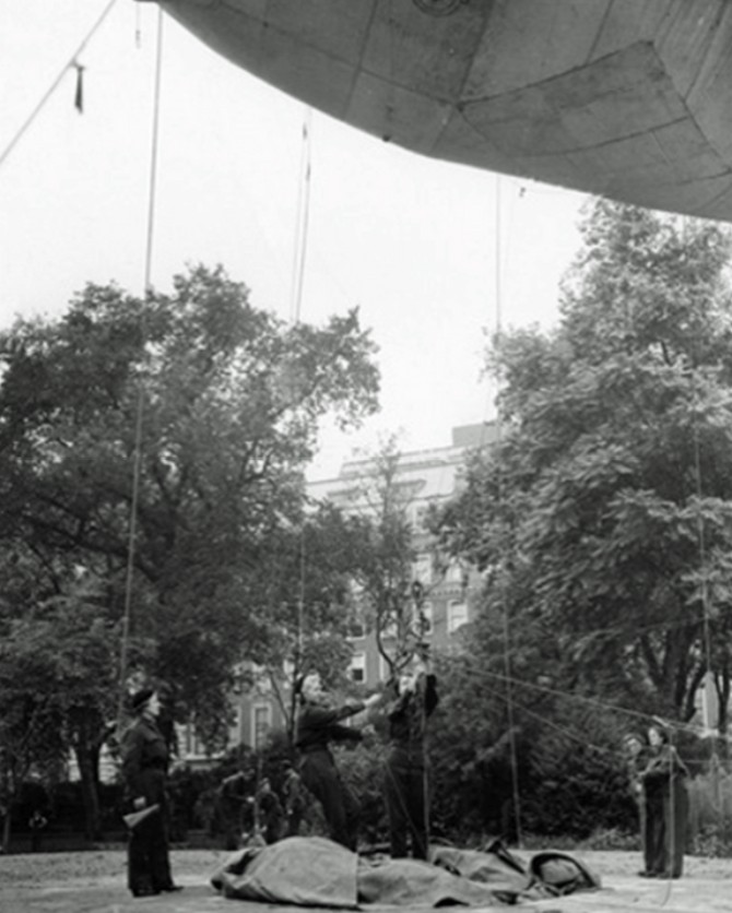 Grosvenor square damage during ww2